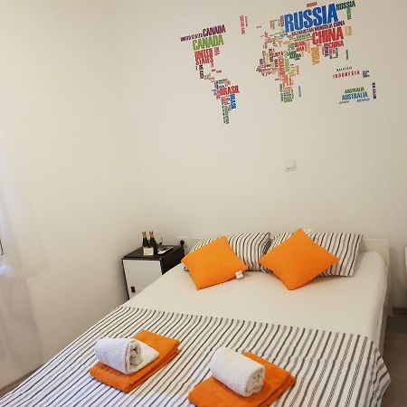 Micro Rooms Šibenik Exterior foto